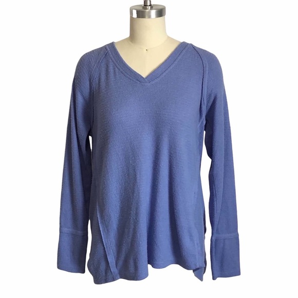 Wildfox Soft Raglan Sweater - Picture 2 of 12